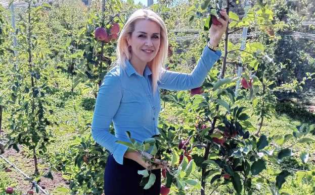 &Tau;&alpha; &Mu;ή&lambda;&alpha; &Rho;&omicron;&delta;&omicron;&chi;&omega;&rho;ί&omicron;&upsilon; &pi;&rho;&omega;&tau;&alpha;&gamma;&omega;&nu;&iota;&sigma;&tau;έ&sigmaf; &sigma;&tau;&iota;&sigmaf; &delta;&iota;&epsilon;&theta;&nu;&epsilon;ί&sigmaf; &alpha;&gamma;&omicron;&rho;έ&sigmaf;