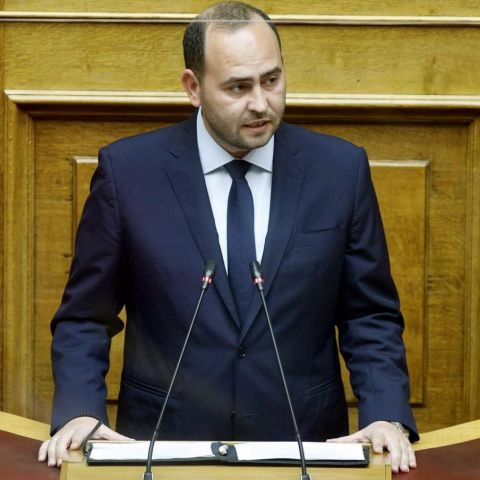 &Epsilon;&iota;&sigma;ή&gamma;&eta;&sigma;&eta; &Lambda;. &Beta;&alpha;&sigma;&iota;&lambda;&epsilon;&iota;ά&delta;&eta; &sigma;&tau;&eta;&nu; &Omicron;&lambda;&omicron;&mu;έ&lambda;&epsilon;&iota;&alpha; &tau;&eta;&sigmaf; &Beta;&omicron;&upsilon;&lambda;ή&sigmaf;, &sigma;&tau;&omicron; &nu;&omicron;&mu;&omicron;&sigma;&chi;έ&delta;&iota;&omicron; &tau;&omicron;&upsilon; &Upsilon;&Pi;&Alpha;&Alpha;&Tau; &gamma;&iota;&alpha; &tau;&iota;&sigmaf; &alpha;&theta;έ&mu;&iota;&tau;&epsilon;&sigmaf; &epsilon;&mu;&pi;&omicron;&rho;&iota;&kappa;έ&sigmaf; &pi;&rho;&alpha;&kappa;&tau;&iota;&kappa;έ&sigmaf;