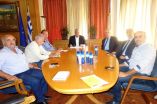 &Sigma;&upsilon;&nu;ά&nu;&tau;&eta;&sigma;&eta; &Upsilon;&pi;&Alpha;&Alpha;&Tau;, &Mu;. &Beta;&omicron;&rho;ί&delta;&eta; &mu;&epsilon; &Epsilon;.&Delta;.&Omicron;.&Epsilon;.: &Sigma;&tau;&alpha; &chi;έ&rho;&iota;&alpha; &tau;&eta;&sigmaf; &Delta;&iota;&epsilon;&pi;&alpha;&gamma;&gamma;&epsilon;&lambda;&mu;&alpha;&tau;&iota;&kappa;ή&sigmaf; &eta; &epsilon;&theta;&nu;&iota;&kappa;ή &sigma;&tau;&rho;&alpha;&tau;&eta;&gamma;&iota;&kappa;ή &gamma;&iota;&alpha; &tau;&omicron; &epsilon;&lambda;&alpha;&iota;ό&lambda;&alpha;&delta;&omicron;