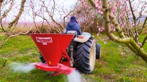 &Upsilon;&pi;&Alpha;&Alpha;&Tau;: &Sigma;&tau;&omicron; &tau;&rho;&alpha;&pi;έ&zeta;&iota; &pi;&lambda;&alpha;&phi;ό&nu; ή &epsilon;&nu;&iota;&sigma;&chi;ύ&sigma;&epsilon;&iota;&sigmaf; &gamma;&iota;&alpha; &tau;&alpha; &lambda;&iota;&pi;ά&sigma;&mu;&alpha;&tau;&alpha; - &Mu;έ&sigma;&alpha; &sigma;&tau;&eta;&nu; &epsilon;&beta;&delta;&omicron;&mu;ά&delta;&alpha; &omicron;&iota; &alpha;&pi;&omicron;&phi;ά&sigma;&epsilon;&iota;&sigmaf; | &Alpha;&gamma;&rho;&omicron;&tau;&iota;&kappa;ά &nu;έ&alpha; IMATHIOTIKIGI.GR