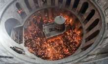 Ιεροσόλυμα: Ολοκληρώθηκε η τελετή Αφής του Αγίου Φωτός