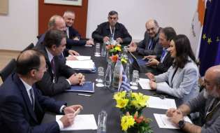 Ενίσχυση της συνεργασίας Αθήνας και Λευκωσίας για τον αφθώδη πυρετό, αποφάσισαν οι υπουργοί Αγροτικής Ανάπτυξης Ελλάδος και Κύπρου