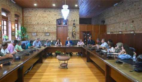 Συνάντηση των Αγροτικών Συλλόγων Ημαθίας και Πέλλας με τον Γενικό Γραμματέα της ΚΕ του ΚΚΕ, Δημήτρη Κουτσούμπα